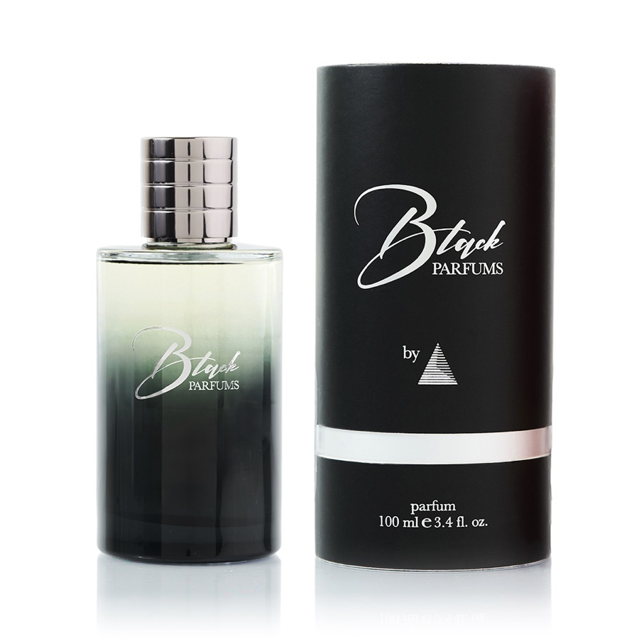 Frasco de Black Parfums Q-51