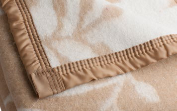 Frazada 25% Lana Jacquard Rama Beige